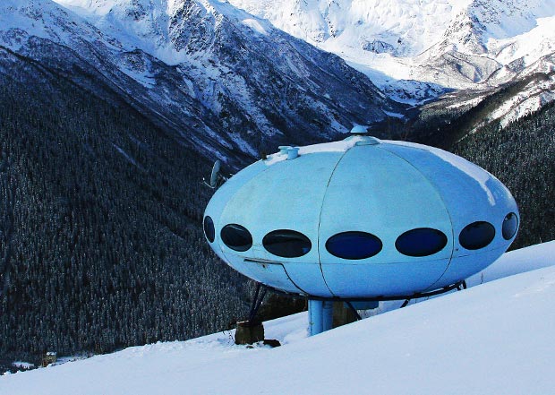 Отель курорта Домбай