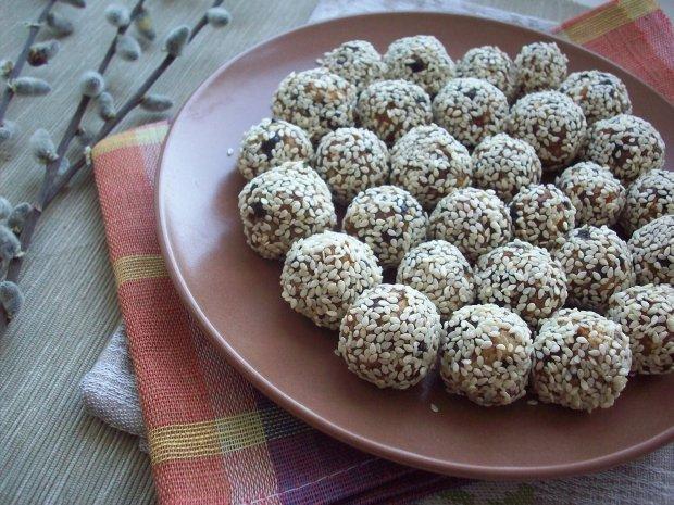 Конфеты из сухофруктов