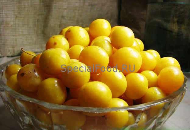 Собранная алыча