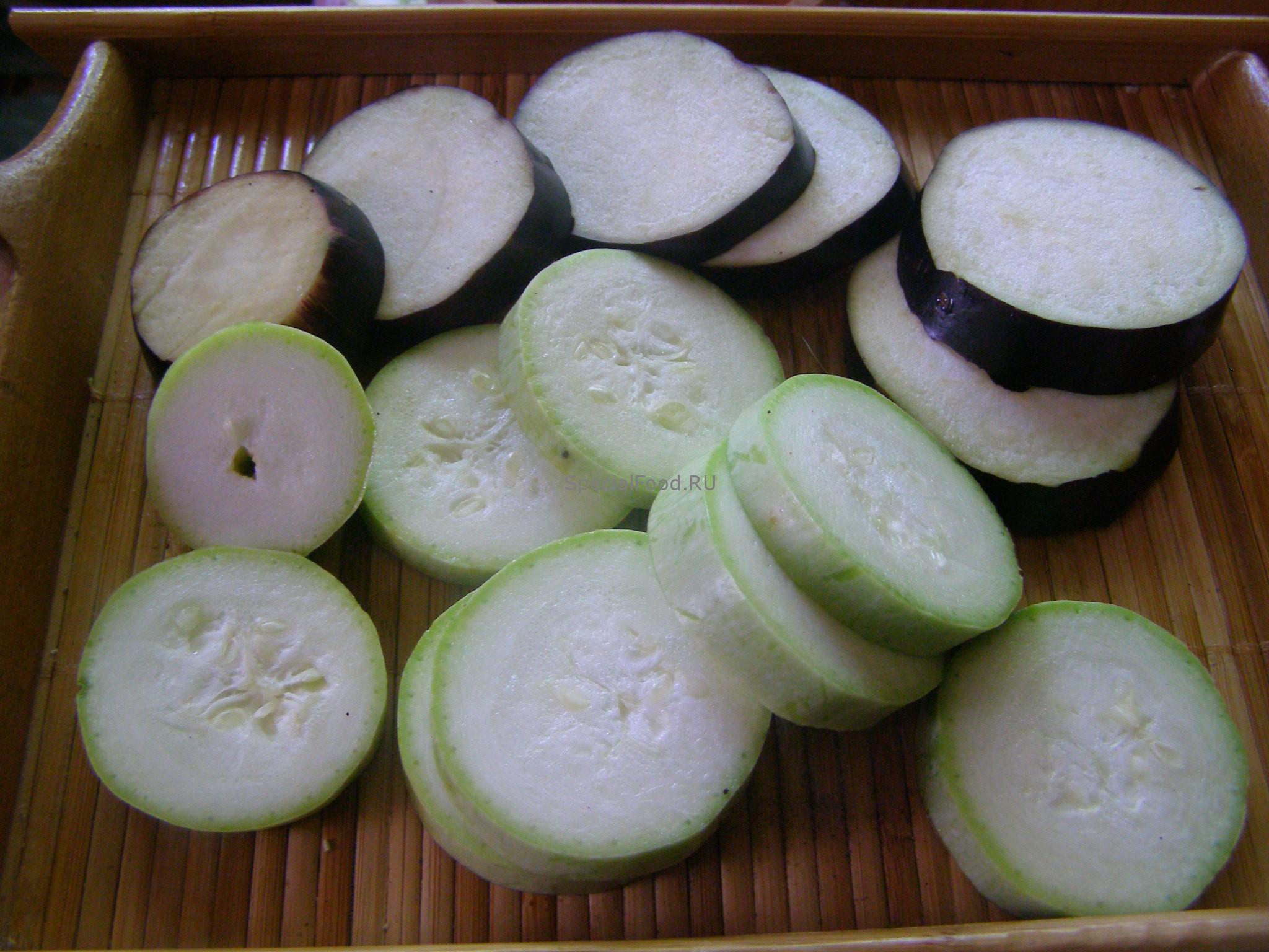 Кабачок и баклажан