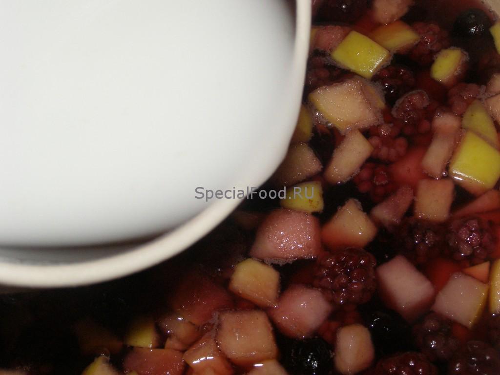 Вливаем крахмал