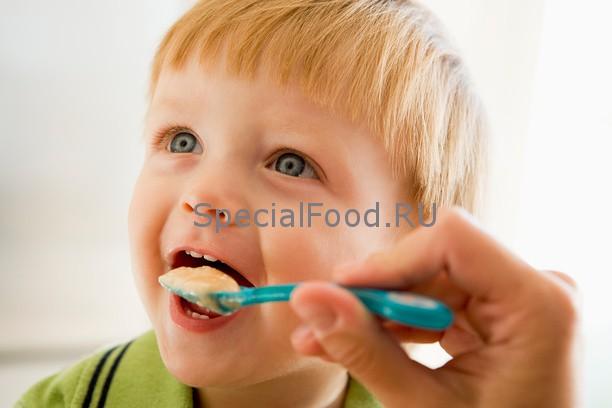 Кормление годовалого ребенка