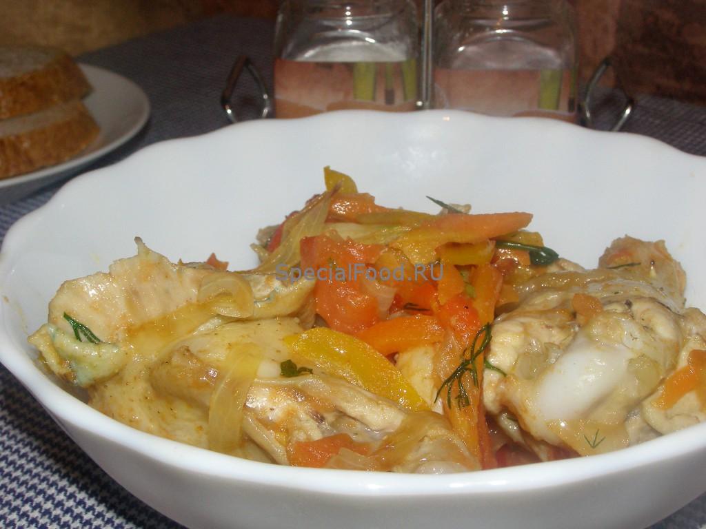 Куриные крылышки с овощами