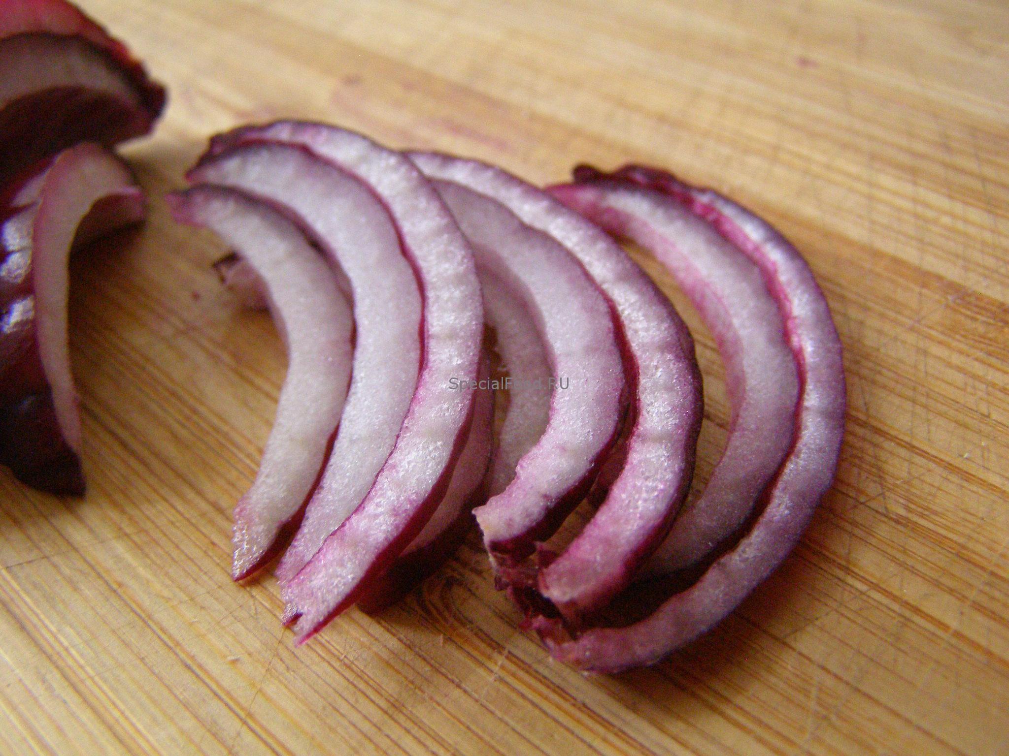 Лук красный