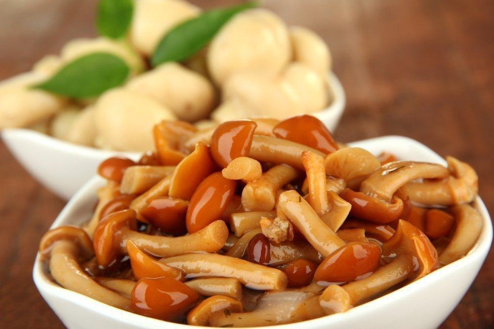 Маринованные опята