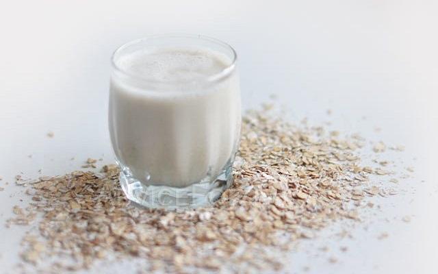 Молоко из овсянки