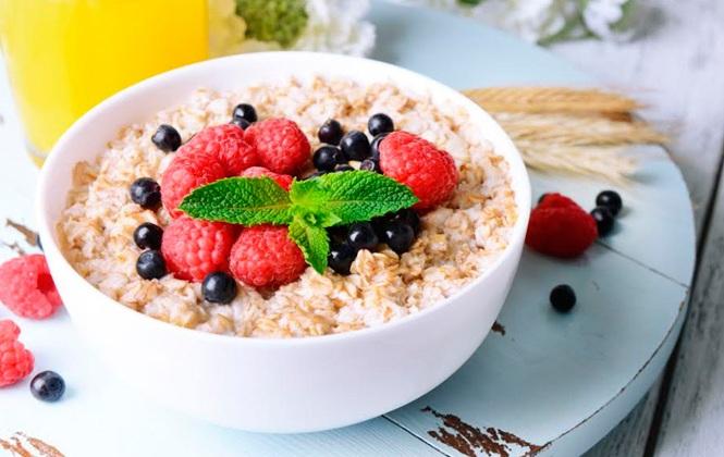 Овсянка с фруктами