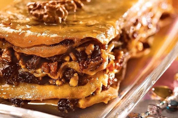 Пирожное с орехами