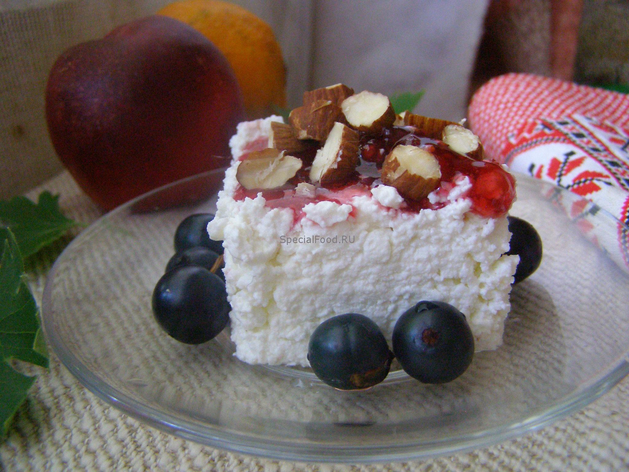 Творог с ягодами